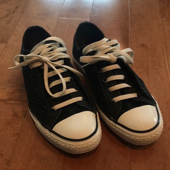 Layered Converse - Picture 3 of 5